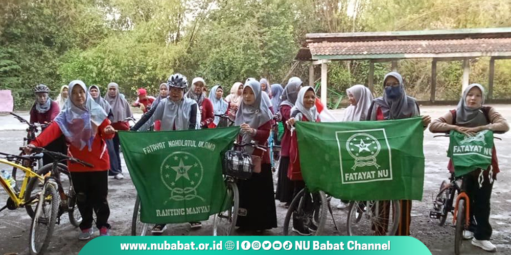 Jaga Kesehatan, Fatayat NU Ihyaul Ulum Manyar Gowes Bareng